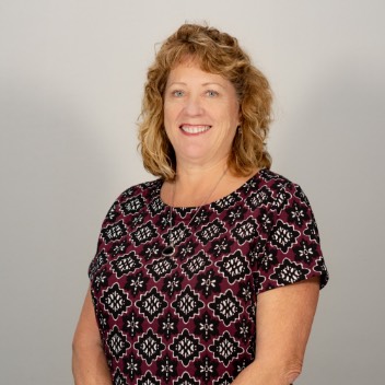 becky-parker-titan-real-estate
